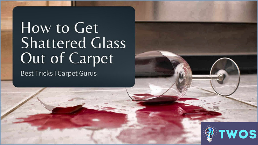 ¿Cómo limpiar cristales rotos en la alfombra?