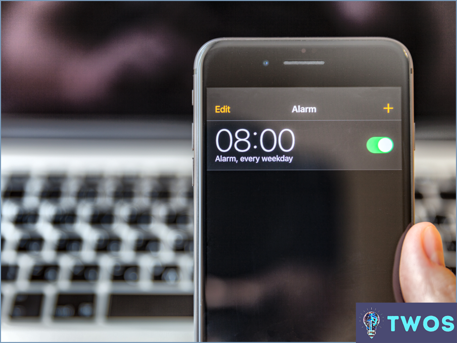 ¿Cómo apagar la alarma en el Iphone?