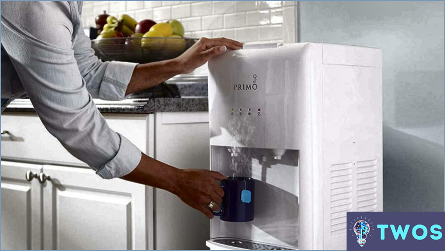 ¿Cómo limpiar un dispensador de agua Primo?