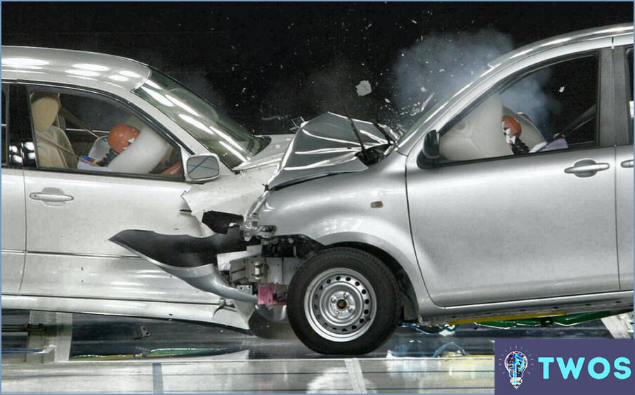 ¿Cómo prepararse para un accidente de coche?