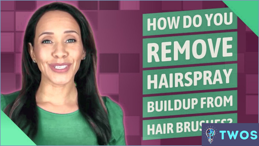 ¿Cómo limpiar cepillos para el cabello con amoníaco?