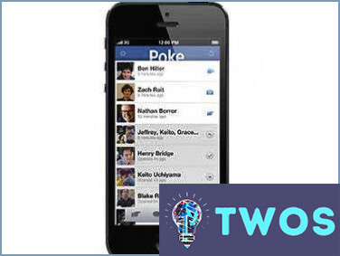 ¿Cómo encontrar Pokes en Facebook Iphone App?